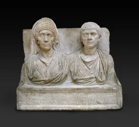 Lápida de Claudio Agathemorus y su esposa, Roma, finales del siglo I principios del siglo II